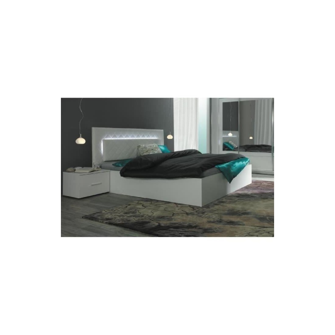 Ensemble pour chambre à coucher PANAREA. Lit adulte design avec LED + deux chevets + sommier. Couchage 180x200 cm.