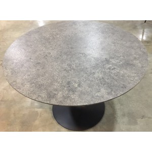 Table ronde avec pied central JOSUA. Magnifique design pour votre cuisine ou votre salle à manger.