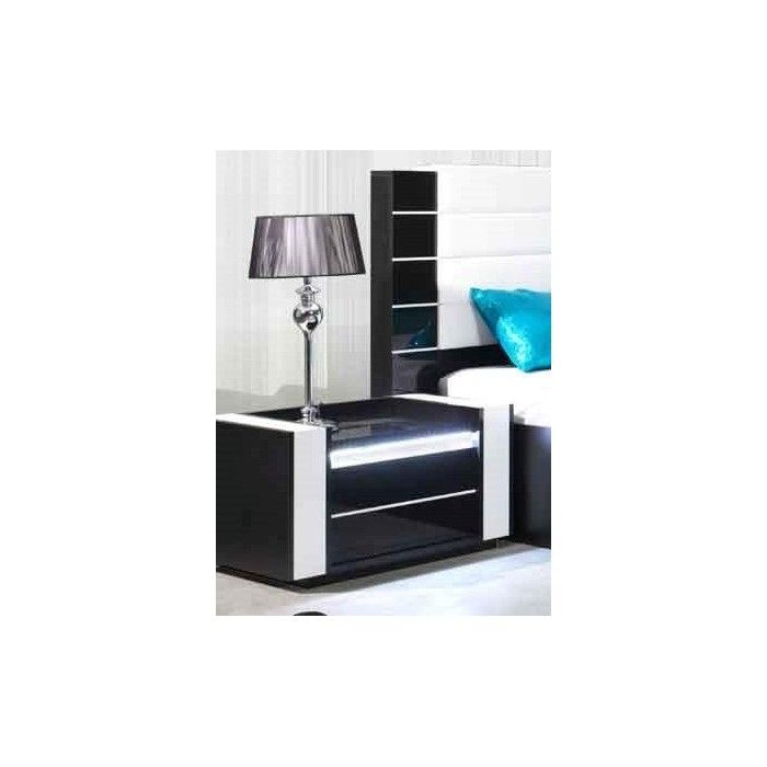 Ensemble design pour chambre à coucher LINA noir. Lit + 2 chevets avec LED + commode avec LED