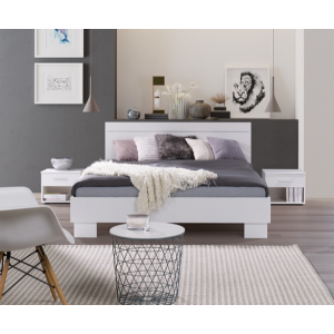 Chambre à coucher complète COMO. Lit 160X200 avec sommier, garde robe, chevets, commode.