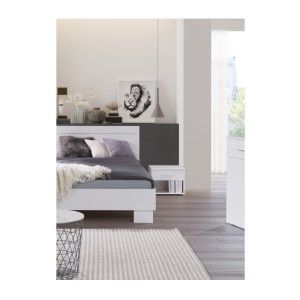 Ensemble design pour chambre à coucher COMO. Lit 160X200 cm avec sommier + tables de chevet.