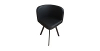 Ensemble CANNES table + 4 chaises noir. Idéal pour cuisine ou salle à manger.