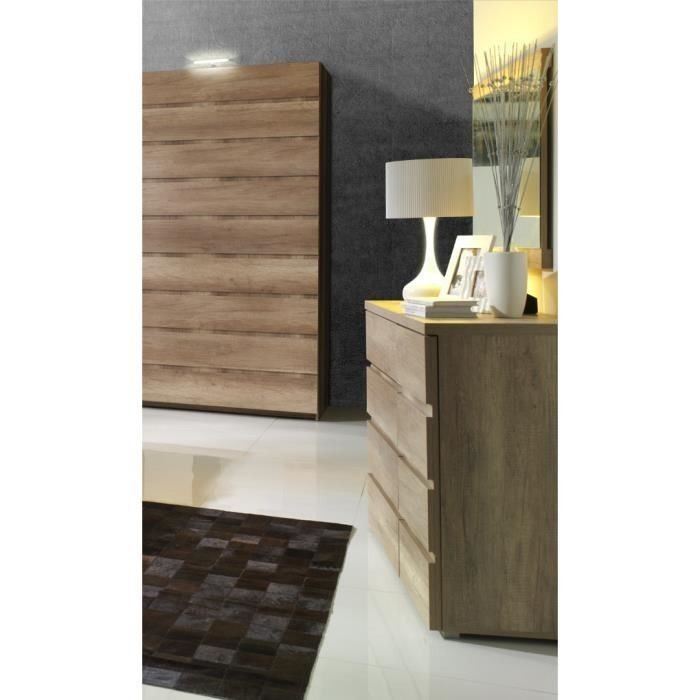 Ensemble design pour chambre à coucher ROMI. Lit avec sommier 180x200 cm, deux tables de chevet et commode.