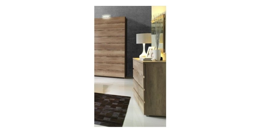 Ensemble design pour chambre à coucher ROMI. Lit avec sommier 180x200 cm, deux tables de chevet et commode.