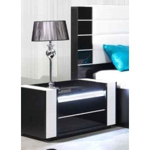Ensemble design pour chambre à coucher LINA noir. Lit coffre 180x200 + 2 chevets avec LED + commode avec LED
