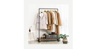 Portant sur roulettes style industriel collection MEMPHIS coloris noir et bois.