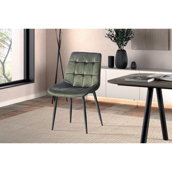 Chaise en velours de salle à manger avec pieds en métal vert KALI