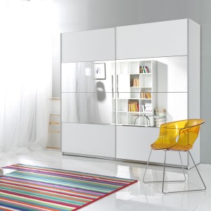 Chambre à coucher complète collection EOS : Armoire 220cm, Lit 180x200, commode, chevets. Couleur blanc mat