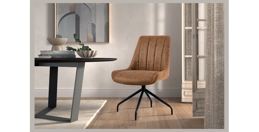 Chaise revêtement tissu pour salle à manger coloris brun clair. Collection FANNIN