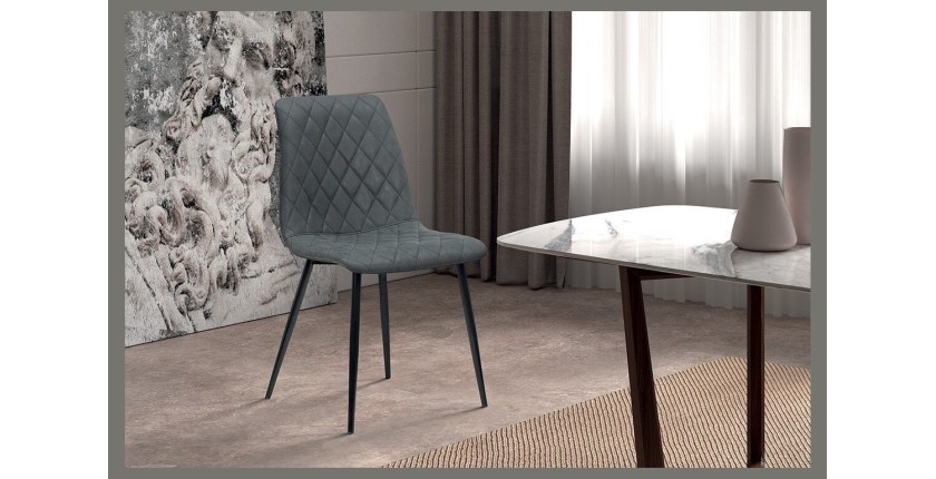 Chaise pour salle à manger coloris gris clair. Collection GRAZ