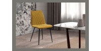 Chaise en velours or pour salle à manger. Collection GRAZ