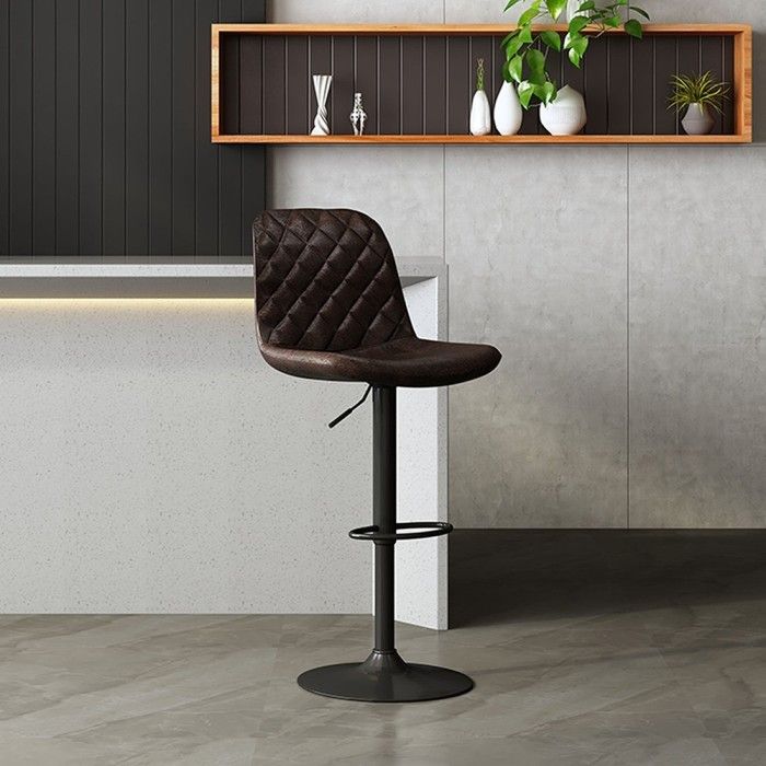 Tabouret de bar style vintage coloris brun foncé. Collection HOLLA.