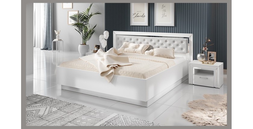 Lit adulte 180x200 collection DOHA. Coloris blanc et argent.