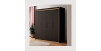 Armoire 4 portes et 3 tiroirs collection DOHA. Coloris noir mat et doré