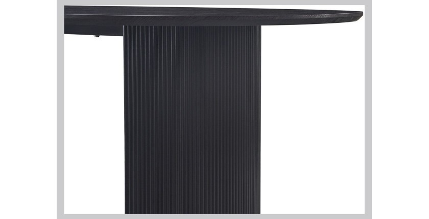 Table à manger ovale VAGOS effet bois brun foncé longueur 220cm, idéal pour une salle à manger conviviale