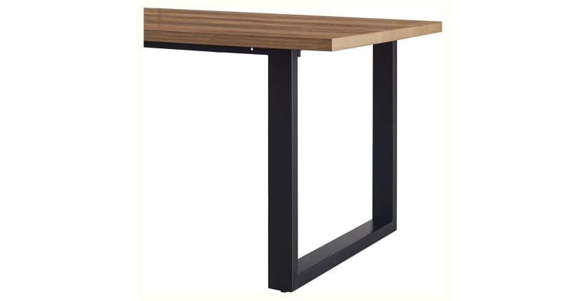 Table à manger EDWAR longueur 200cm en décor bois exotique mango, idéal pour une salle à manger conviviale