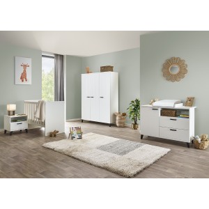 Armoire robuste pour chambre d'enfant 3 portes collection DANAÉ coloris blanc.