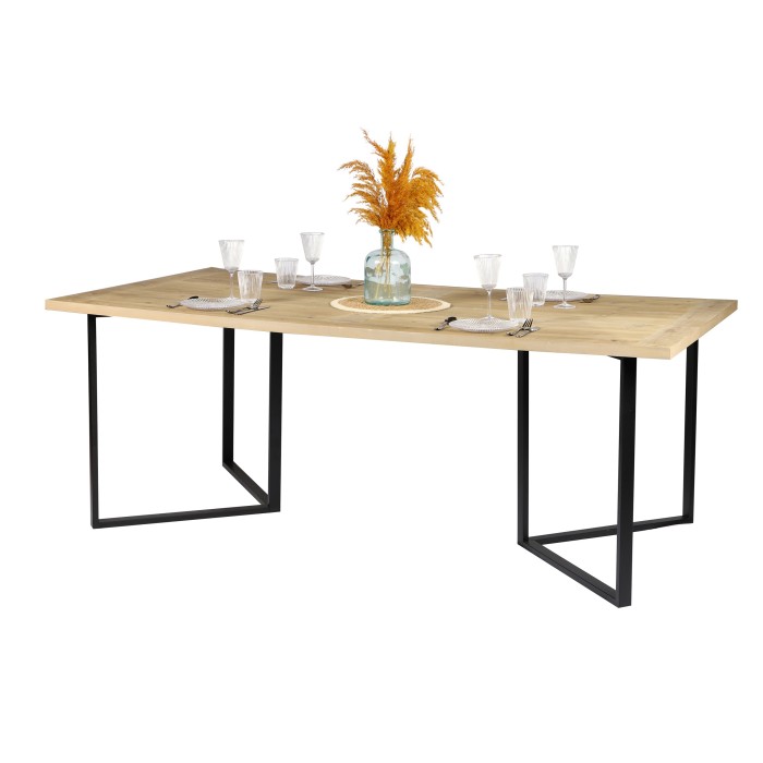 Eettafel in designstijl,...