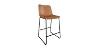 Chaise de comptoir MANCO – PU cognac – Pieds en métal – Hauteur 93 cm – Style vintage