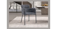 Chaise de salle à manger CAMPBELL – Tissu gris – Accoudoirs – Pieds en métal noir – Style design / industriel