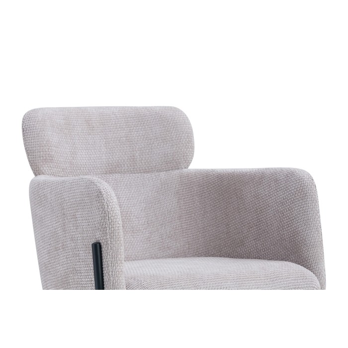 Eetkamerstoel CAMPBELL – Lichtbeige stof – Armleuningen – Zwarte metalen poten – Design / industriële stijl