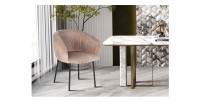 Chaise de salle à manger SEVILLE – Velours côtelé sable – Accoudoirs – Pieds en métal noir – Style design / industriel