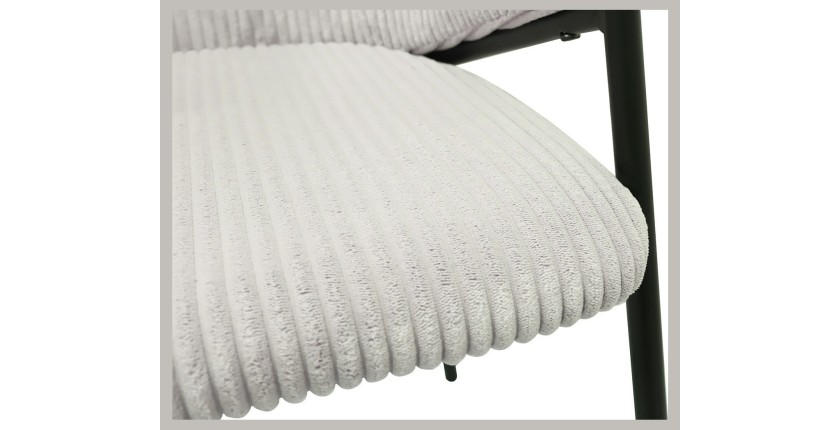 Chaise de salle à manger IMANY – Velours côtelé gris clair – Accoudoirs – Pieds en métal noir – Style design / industriel