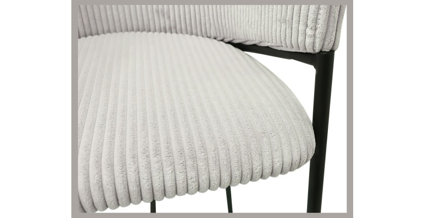 Chaise de salle à manger IMANY – Velours côtelé gris clair – Accoudoirs – Pieds en métal noir – Style design / industriel