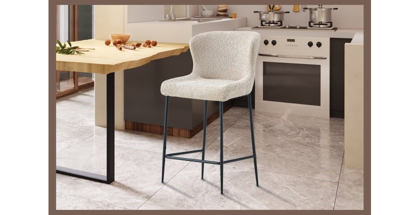 Chaise de comptoir LISE – Tissu bouclé beige – Pieds en métal noir - Style design/industriel