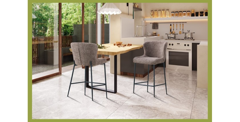 Counterstoel LISE - Zandkleurige boucléstof - Zwarte metalen poten - Design/industriële stijl