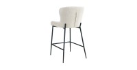 Chaise de comptoir LISE – Tissu bouclé coloris blanc écru – Pieds en métal noir – Style design/industriel
