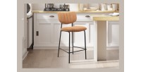 Barhocker VENTURA – Orangefarbener Stoff – Schwarze Metallfüße – Höhe 97 cm – Design-/Industriestil