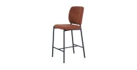 Chaise de comptoir RITA – Tissu marron rouille – Pieds en métal noir – Hauteur 99 cm – Style design/industriel