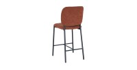 Chaise de comptoir RITA – Tissu marron rouille – Pieds en métal noir – Hauteur 99 cm – Style design/industriel