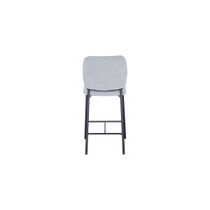Sedia da bancone RITA – Tessuto grigio chiaro – Piedi in metallo nero – Altezza 99 cm – Stile design/industriale