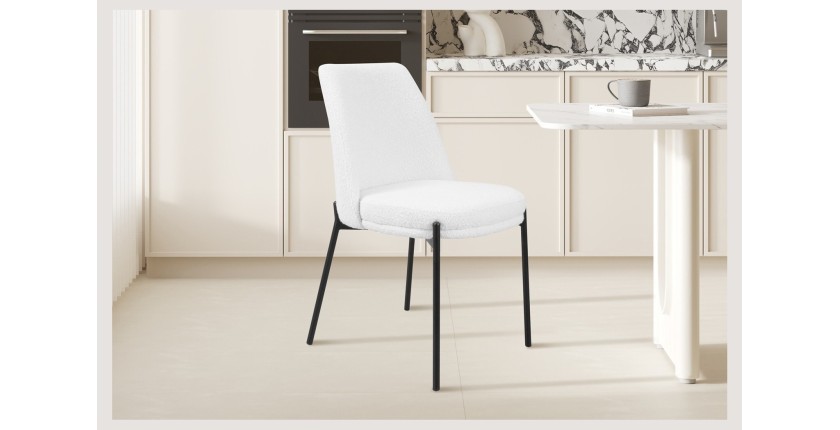 Chaise de salle à manger ELISA – Tissu Stof blanc – Pieds en métal noir – Hauteur 83 cm – Style design/industriel