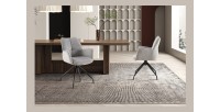 Sedia da pranzo girevole TRINITY – Tessuto grigio – Con braccioli – Gambe in metallo nero – Stile design/industriale