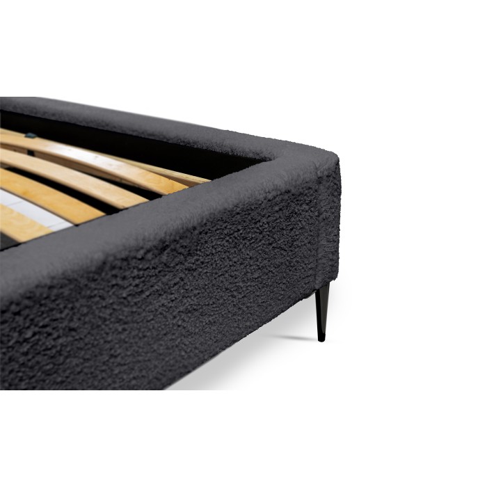 Bett MILLIO – Schwarz – 140x200 cm – Bouclé-Chenille-Stoff – Lattenrost inklusive – 5-Sterne-Hotelkomfort
