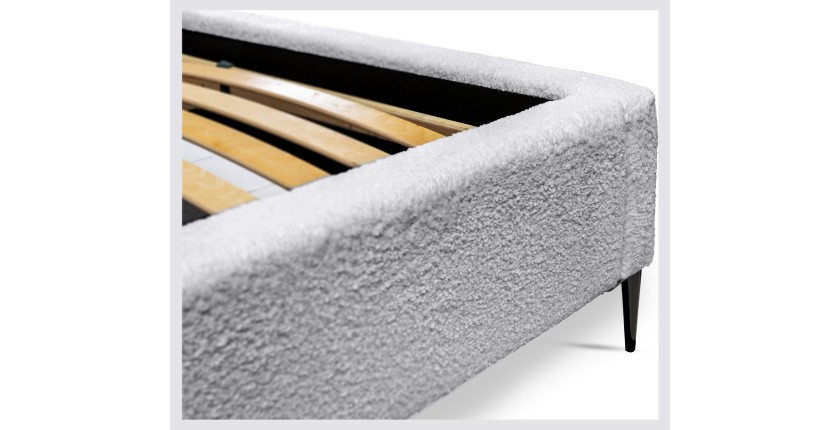 Lit MILLIO – Blanc – 180x200 cm – Tissu chenille bouclé – Sommier inclus – Confort hôtel 5 étoiles