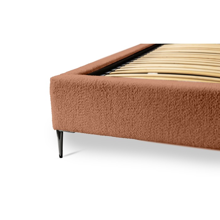 Bett MILLIO – Terrakotta – 160x200 cm – Bouclé-Chenille-Stoff – Lattenrost inklusive – 5-Sterne-Hotelkomfort