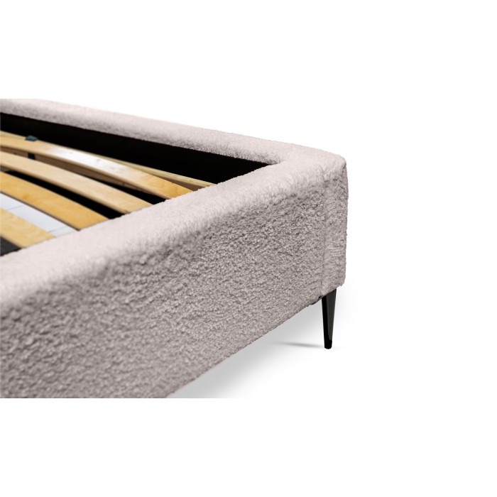 Bett MILLIO – Taupe – 140x200 cm – Bouclé-Chenille-Stoff – Lattenrost inklusive – 5-Sterne-Hotelkomfort