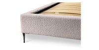 Lit MILLIO – Taupe – 140x200 cm – Tissu chenille bouclé – Sommier inclus – Confort hôtel 5 étoiles