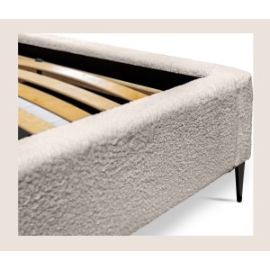 Lit MILLIO – Crème – 180x200 cm – Tissu chenille bouclé – Sommier inclus – Confort hôtel 5 étoiles