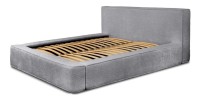 Lit coffre DENALI – Gris perle bouclé – 160x200 cm – Tissu velours doux – Sommier relevable – Rangement intégré 
