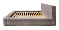 Lit coffre DENALI – Taupe rosé bouclé – 180x200 cm – Tissu velours doux – Sommier relevable – Rangement intégré 
