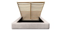 Lit coffre DENALI – Beige poudré bouclé – 180x200 cm – Tissu velours doux – Sommier relevable – Rangement intégré 