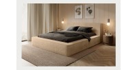 Lit coffre ORLANE – Beige Poudre de miel polaire – 140x200 cm – Sommier relevable – Design haut de gamme 