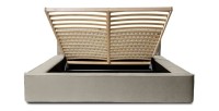Lit coffre VERNON – Tissu chenille bouclé Taupe fumé – 180x200 cm – Sommier relevable – Design haut de gamme 
