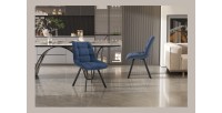Lot de 2 chaises VELMIA – Tissu bleu océan – Pieds métal – Design moderne – Élégance rafraîchissante 