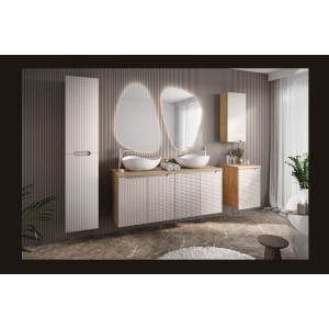 Meuble de rangement salle de bain VELNIA – 1 porte – 35 x 19 cm – Coloris chêne clair et beige – À suspendre 
